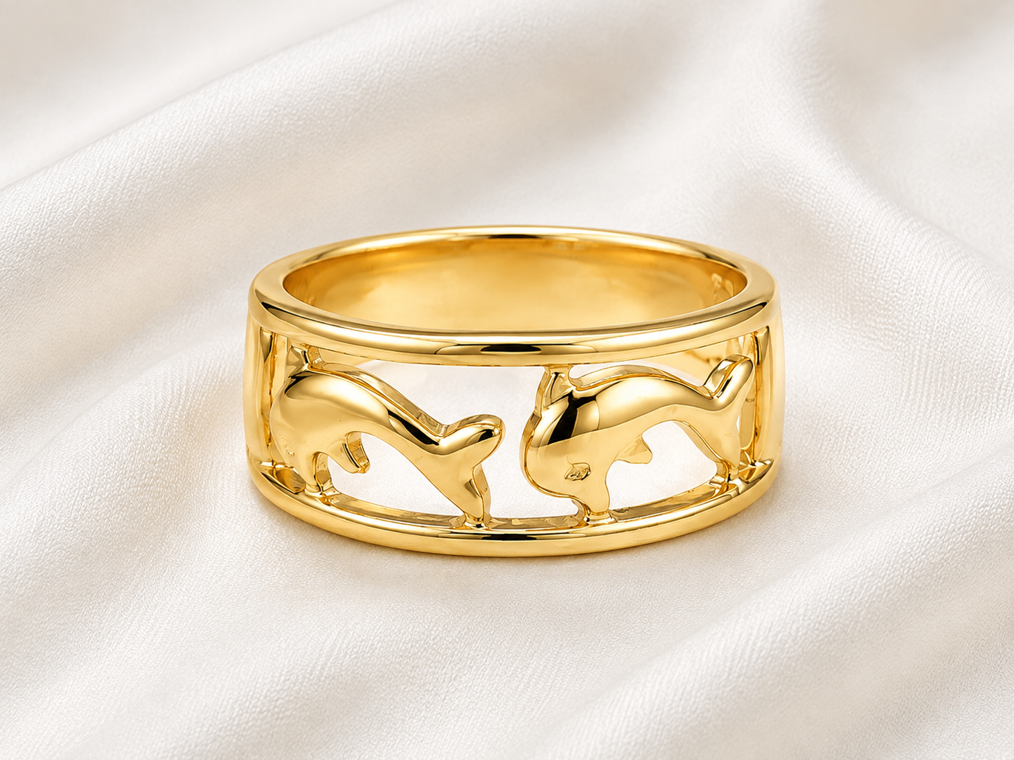 Open media 1 in modal 10K Gold Women’s Ring - Dolphin